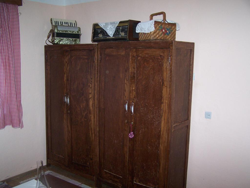 Apartment Eko Etno Selo Stara Kapela, Pavina Kuca Rum bild
